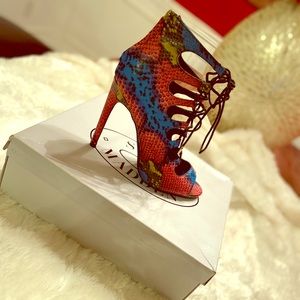 Steve Madden Sandal